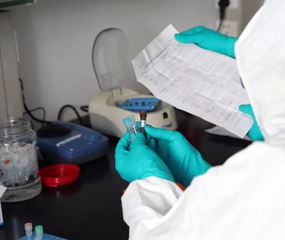首次直击深圳疾控中心病原生物研究所实验室新冠病毒核酸检测